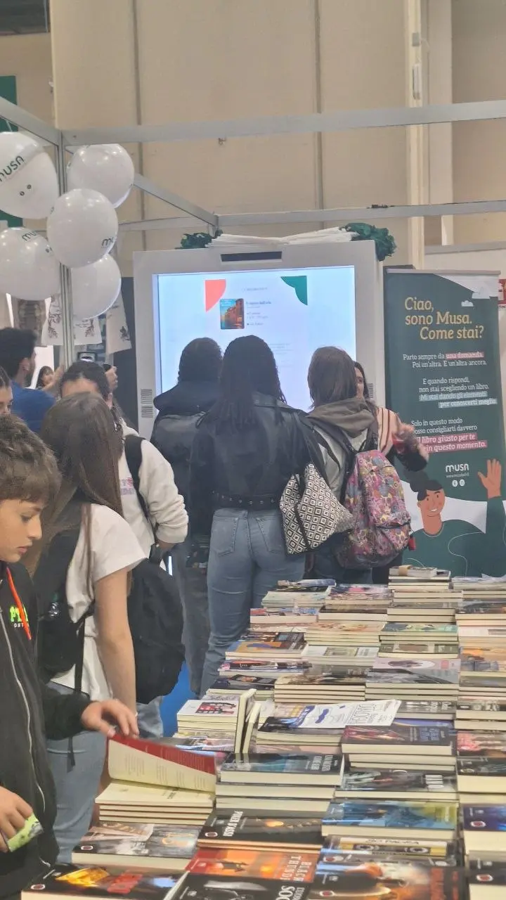 L'area Musa tra libri e visitatori in fiera